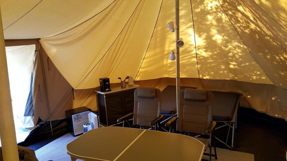 Tent-Ok Opende Luaran gambar