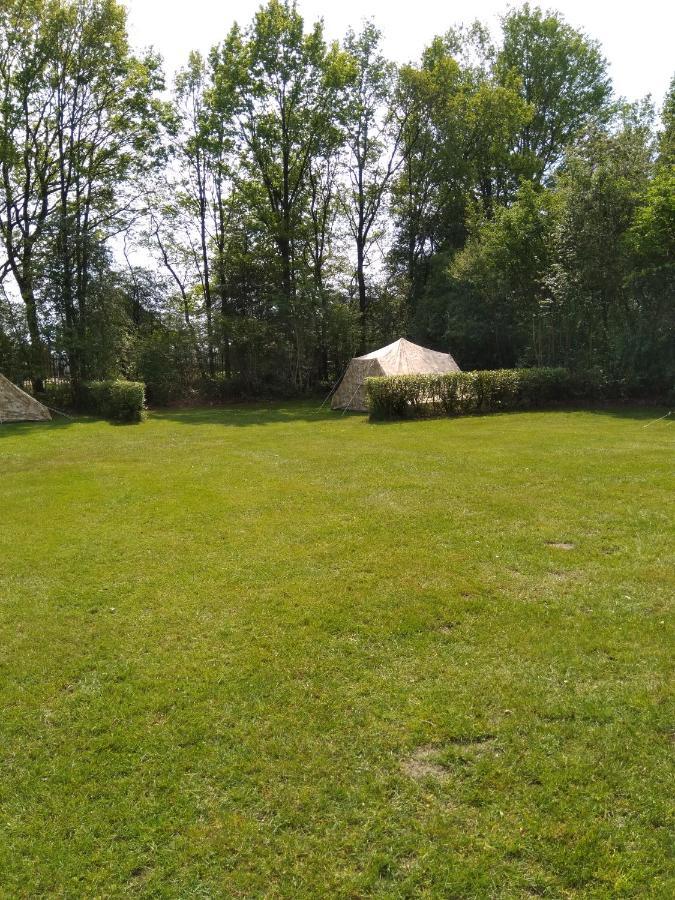 Tent-Ok Opende Luaran gambar